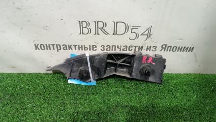 Клипса бампера задняя левая Toyota IPSUM 2006