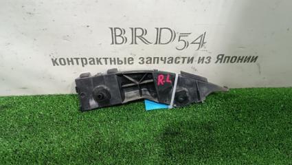 Клипса бампера задняя правая Toyota IPSUM 2006