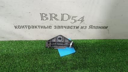 Клипса бампера задняя левая Toyota IPSUM 2006