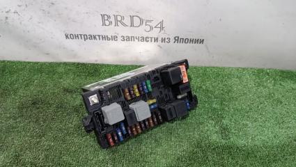 Запчасть блок предохранителей mercedes-benz E-Class