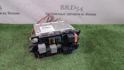 Запчасть блок предохранителей mercedes-benz E-Class