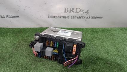 Запчасть блок предохранителей mercedes-benz E-Class