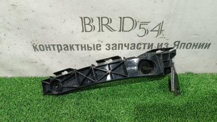 Клипса бампера задняя левая Lexus IS350 2008