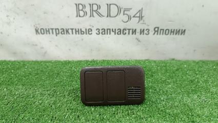 Запчасть накладка на панель Toyota Mark II 1993