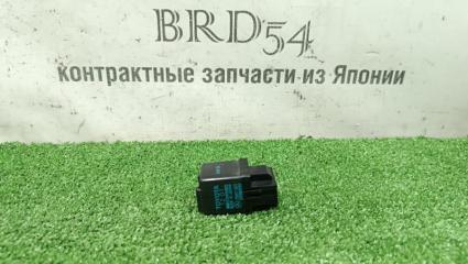 Запчасть реле поворота Toyota Mark II 1996