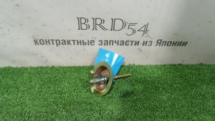 Фото запчасти крепление запаски Toyota Corolla Spacio 2000 контрактная запчасть Запчасть крепление запаски Toyota Corolla Spacio 2000