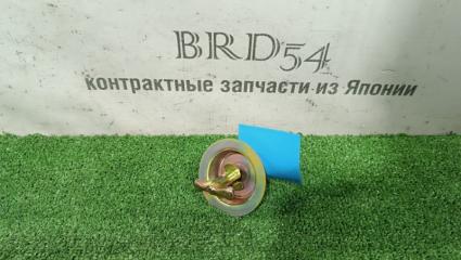 Фото запчасти крепление запаски Toyota Corolla Spacio 2000 контрактная запчасть Запчасть крепление запаски Toyota Corolla Spacio 2000