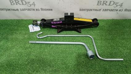 Запчасть домкрат Toyota Vitz 2001