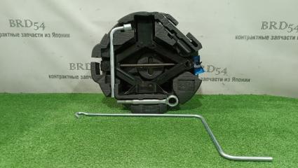 Домкрат Subaru Outback 2008