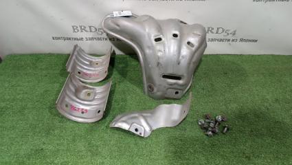 Запчасть кожух выпускного коллектора Toyota Avensis