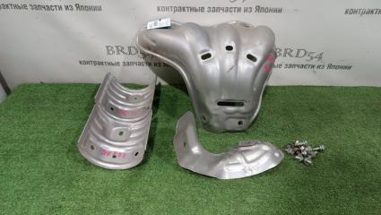 Запчасть кожух выпускного коллектора Toyota Avensis