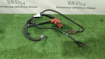Фото запчасти провод аккумулятора Toyota Mark II 2002 контрактная запчасть Запчасть провод аккумулятора Toyota Mark II 2002