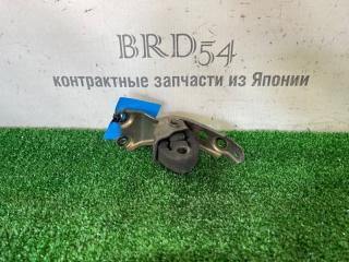 Фото запчасти крепление глушителя TOYOTA Camry Gracia 1999 контрактная запчасть Запчасть крепление глушителя TOYOTA Camry Gracia 1999