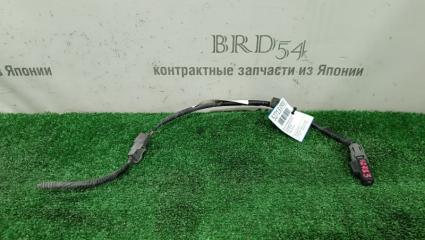 Фото запчасти датчик температуры воздуха за бортом Honda Legend 2005 контрактная запчасть Запчасть датчик температуры воздуха за бортом Honda Legend 2005