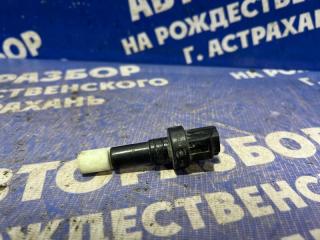 Фото запчасти датчик уровня бачка омывателя Volvo S80 2001 Б/У запчасть Запчасть датчик уровня бачка омывателя Volvo S80 2001