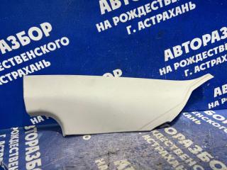 Запчасть обшивка задней стойки Peugeot 407 2006