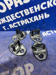 Запчасть ответная часть замка двери Volkswagen Passat CC 2011