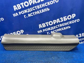 Запчасть накладка на порог Mazda Demio 2 2003