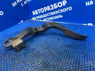 Запчасть педаль газа Volkswagen Passat B3 2000