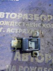 Фото запчасти внутренняя ручка двери Иж 2126 2003 Б/У запчасть Запчасть внутренняя ручка двери Иж 2126 2003