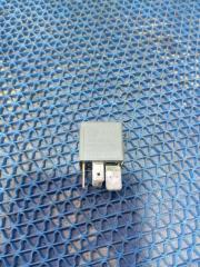 Запчасть реле Audi A6C5 2002