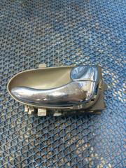 Запчасть внутренняя ручка двери Nissan Cefiro A33 2000