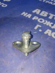 Фото запчасти ответная часть замка двери Datsun on-DO 2017 Б/У запчасть Запчасть ответная часть замка двери Datsun on-DO 2017