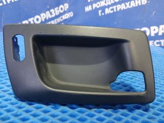 Запчасть накладка внутренней ручки двери Cadillac CTS 1 2006