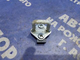 Фото запчасти ответная часть фиксатора спинки сиденья Datsun on-DO 2018 Б/У запчасть Запчасть ответная часть фиксатора спинки сиденья Datsun on-DO 2018