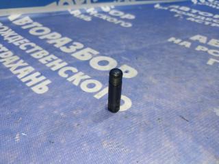 Запчасть кнопка блокировки замка двери Лада Гранта 2023