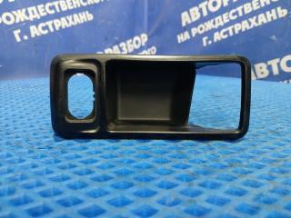 Запчасть накладка на дверь Ford Focus 2 2010