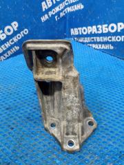 Запчасть кронштейн опоры двигателя Land Rover Discovery 3 2006