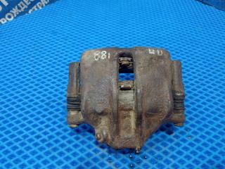 Передний правый суппорт Audi A4B5 1997