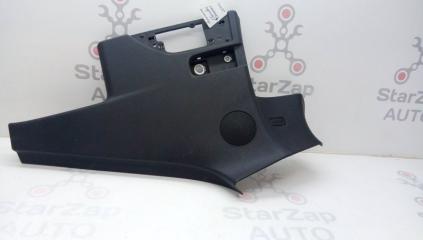 Обшивка стойки Porsche Panamera 2015