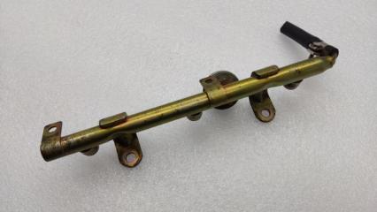 Запчасть топливная рампа левая Subaru Tribeca 2014