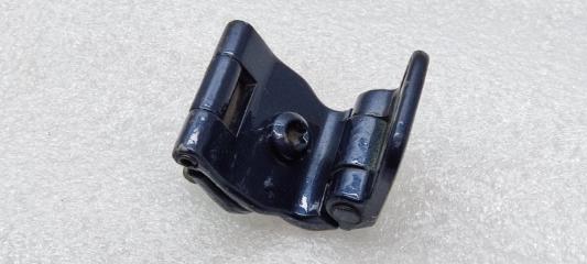 Петля двери багажника Porsche Panamera 2016