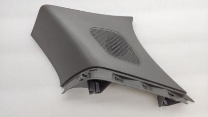 Обшивка стойки задняя правая Porsche Macan 2018