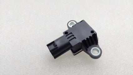 Запчасть датчик удара \ датчик air bag Hyundai Tucson 2020