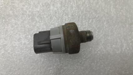 Запчасть датчик давления масла Subaru Tribeca 2007