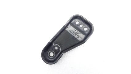 Фото запчасти кронштейн подрамника передний левый Skoda Rapid 2021 Б/У запчасть Запчасть кронштейн подрамника передний левый Skoda Rapid 2021