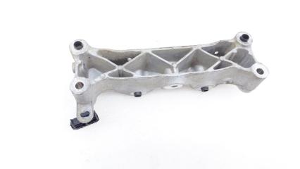 Запчасть кронштейн опоры двигателя Citroen DS4 2015