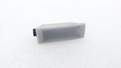 Фото запчасти плафон салона BMW 520d 2013 Б/У запчасть Запчасть плафон салона BMW 520d 2013