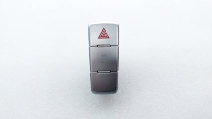 Кнопка аварийной сигнализации JAC J7 2023