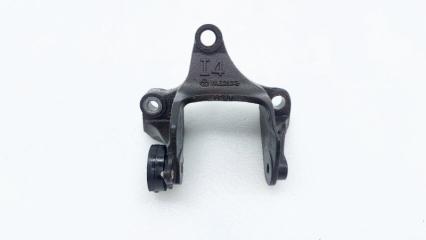 Запчасть кронштейн опоры двигателя Mazda CX-7 2007