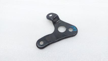 Запчасть кронштейн подрамника передний правый Haval Jolion 2023