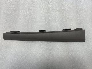 Обшивка стойки передняя левая Porsche Macan 2018