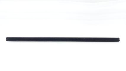 Запчасть уплотнитель стекла двери передний правый Dodge Grand Caravan 2011