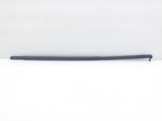 Запчасть молдинг стекла двери задний левый Mitsubishi Pajero 2006