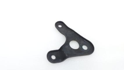 Запчасть кронштейн подрамника передний правый Haval Jolion 2024