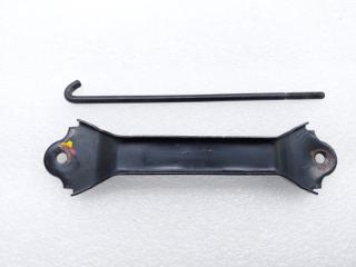 Фото запчасти кронштейн аккумулятора Москвич 3 2023 Б/У запчасть Запчасть кронштейн аккумулятора Москвич 3 2023